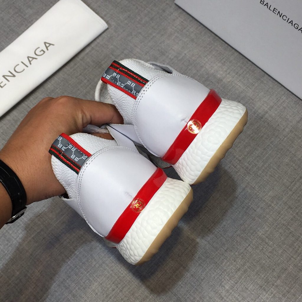 BLG  sneaker